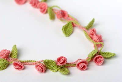 rosebud-necklace (1)...