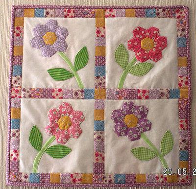 doll-quilt-flower-ga...