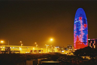 800px-Torre-agbar-ni...