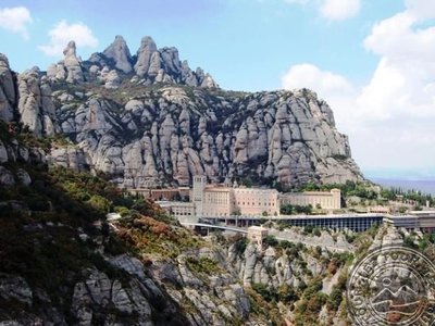 Monastyr_Montserrat_...