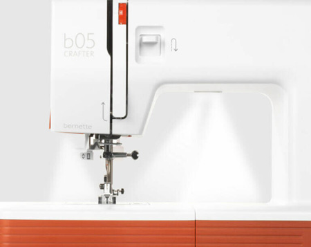 Швейная машина Bernina Bernette b05 Crafter