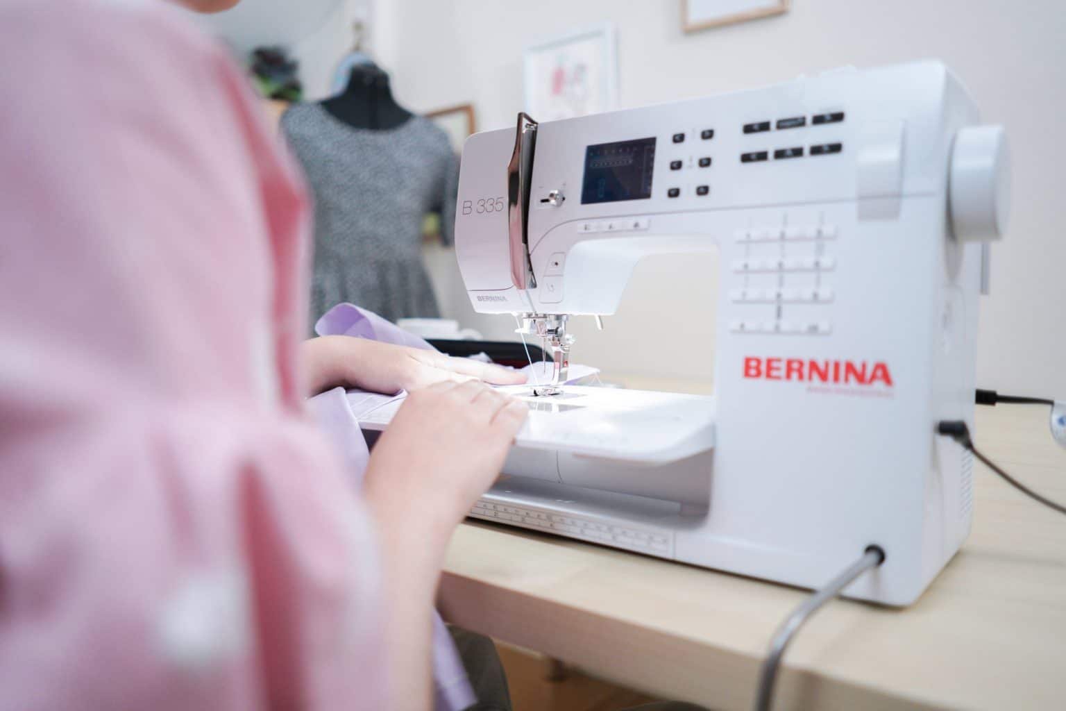 Швейная машина Bernina 335