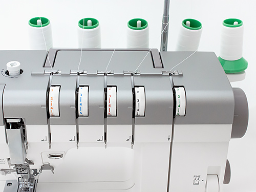   Janome CoverPro 3000 Professional