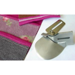 Улитка Babylock для одинарной подгибки вшиваемой ленты или косой бейки 40 мм (арт. BO421S05A-E)