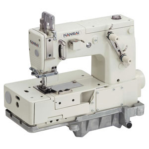 Прямострочная швейная машина цепного стежка с цокольной платформй Kansai Special DLR-1503PTF